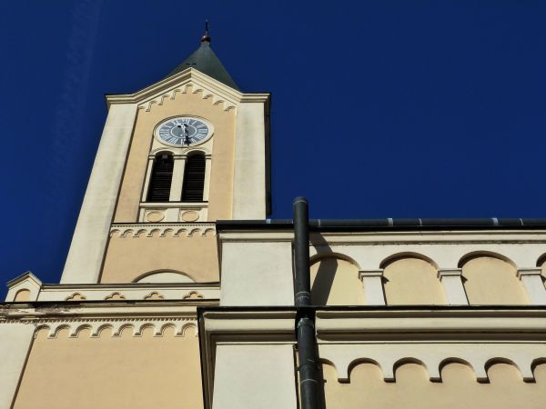 Cost of Church Gutter Installation in Keller